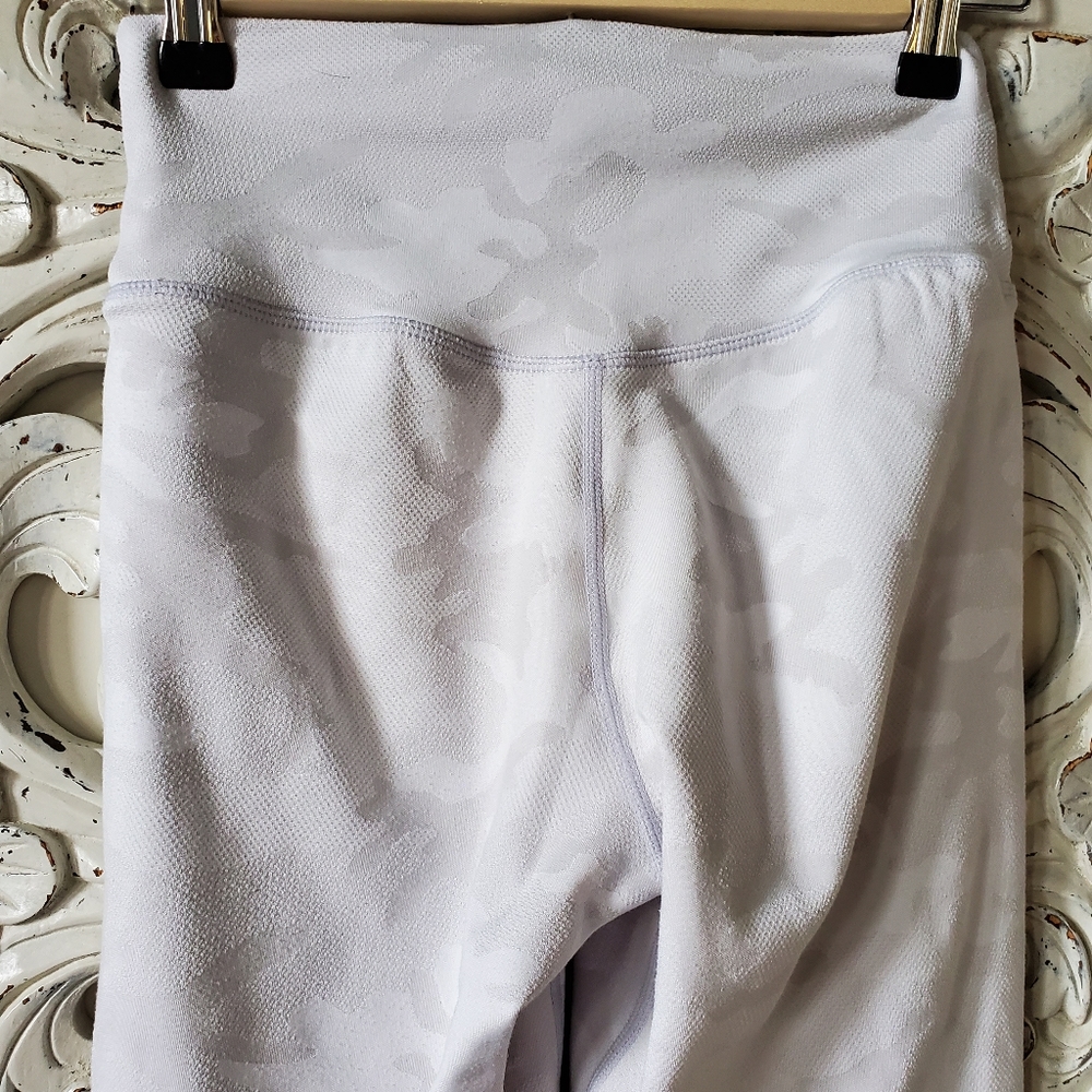 P'tula white stealth camo legging - Picture 10 of 16